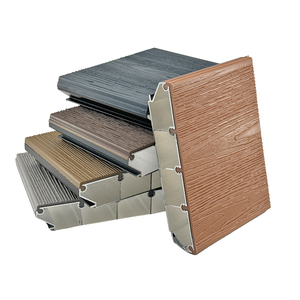 Panneaux de terrasse en aluminium de qualit&eacute; sup&eacute;rieure — Plancher imperm&eacute;able et antid&eacute;rapant pour jardin, bord de piscine, balcon et terrasse.